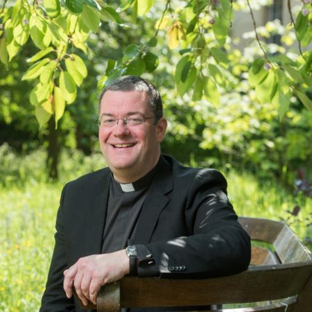 Revd Dr. Simon Jones profile shot